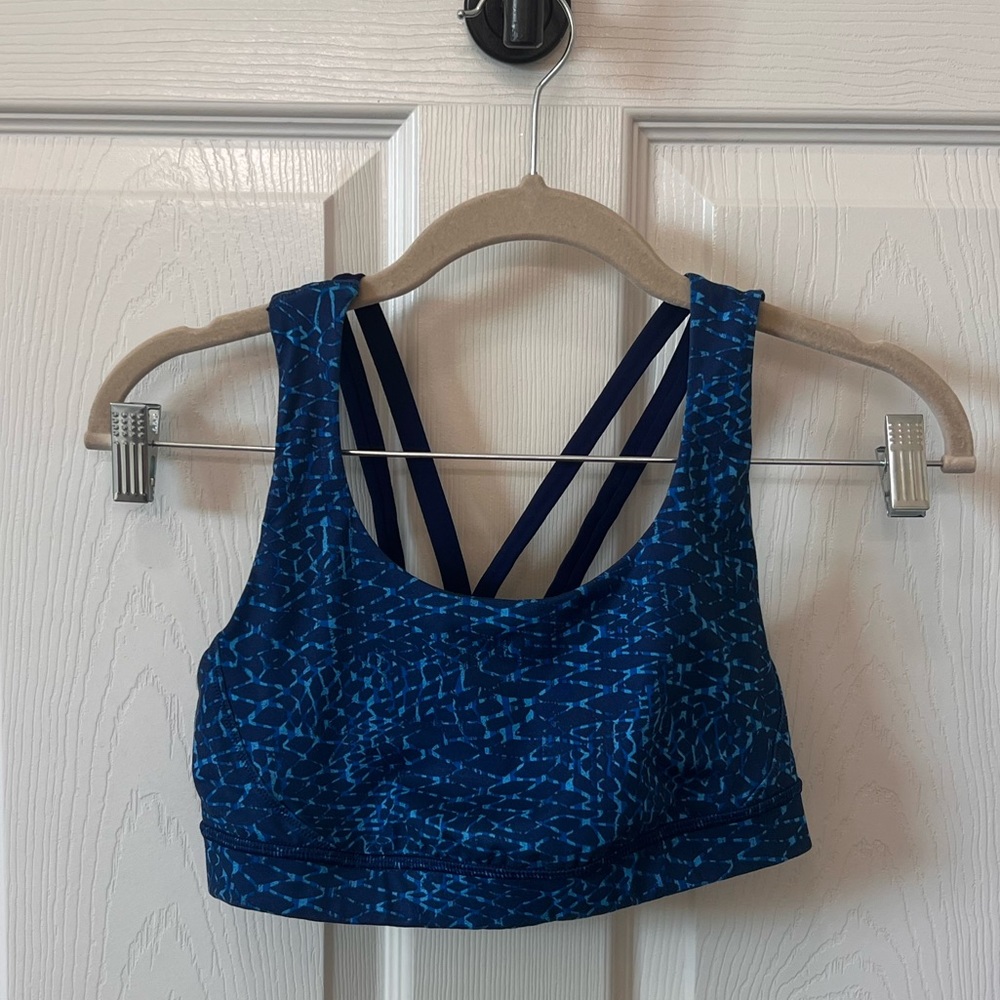 Lululemon sports bra- size 6
